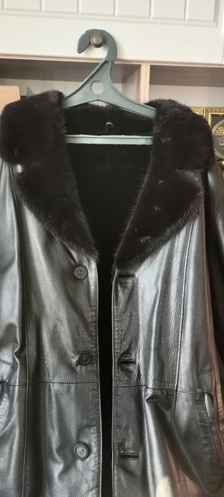 Продам мужскую кожаную дубленку
