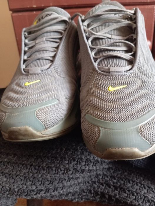 Три чифта маратонки NIKE Air max 720, 720-818