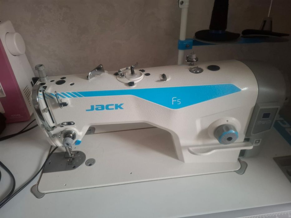 Швейная машина jack f5 новый