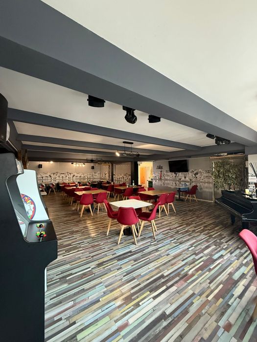 Afacere Restaurant si Loc de Joaca