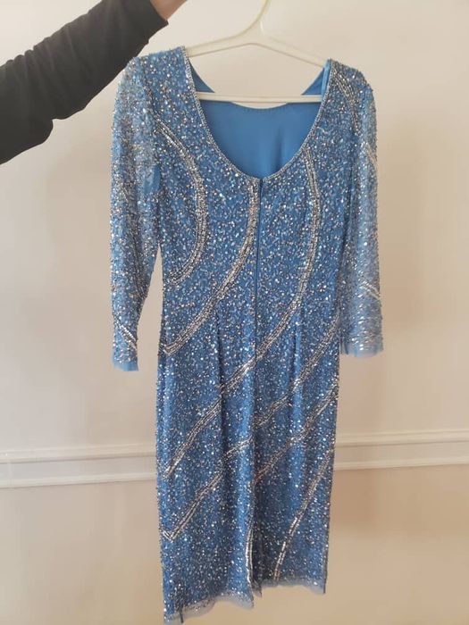 Vecirniy platye sotiladi