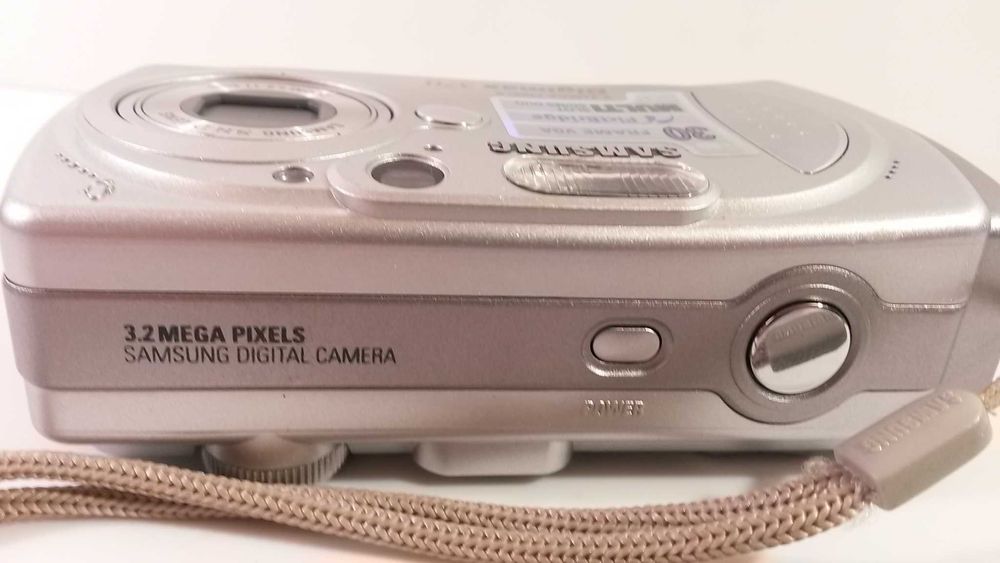 Фотоапарат Samsung DigiMax 370 за части или ремонт
