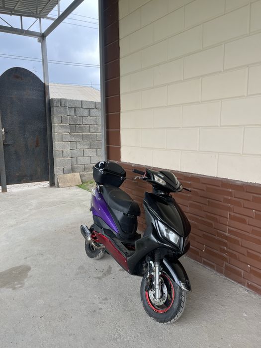 Мопед лия матор 125 сс