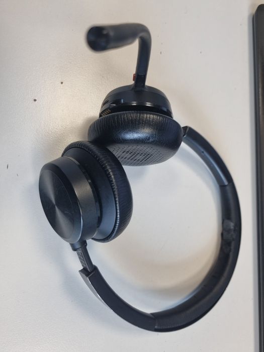 Casti wireless conferinta Bluetooth Poly Voyager 4320