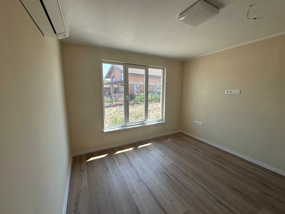 Продава се Къща в с. Граф Игнатиево, Област Пловдив - 130 кв.м за 2077 €/кв.м - Снимка #6