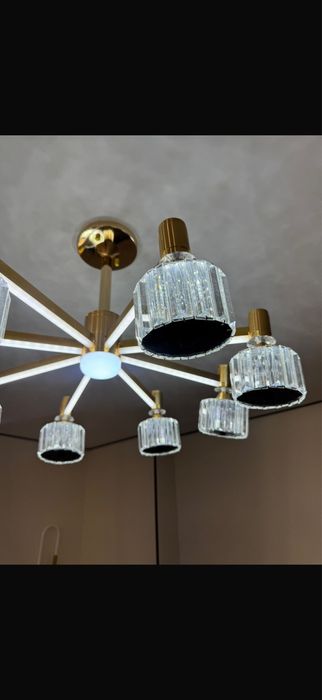 Продажа новой люстры