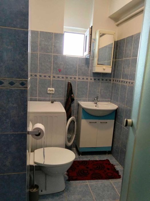 Inchiriez garsonierà in Bravov