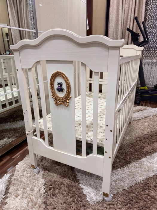 Продам детскую кроватку