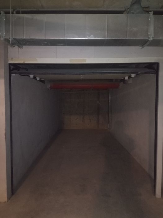 Дава се под наем Гараж / Паркомясто в София, Студентски град - 16 кв.м за 137.7 € - Снимка #5