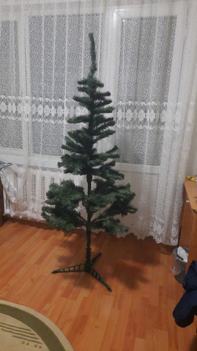 Новогодняя ёлка 2-3года гарантии