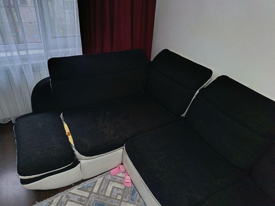 Vând canapea-colțar