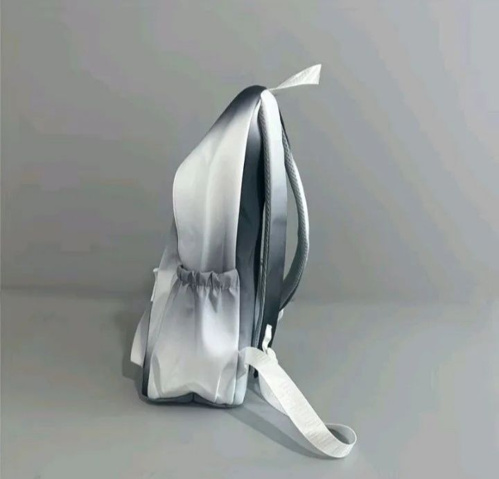 Стильный рюкзак.