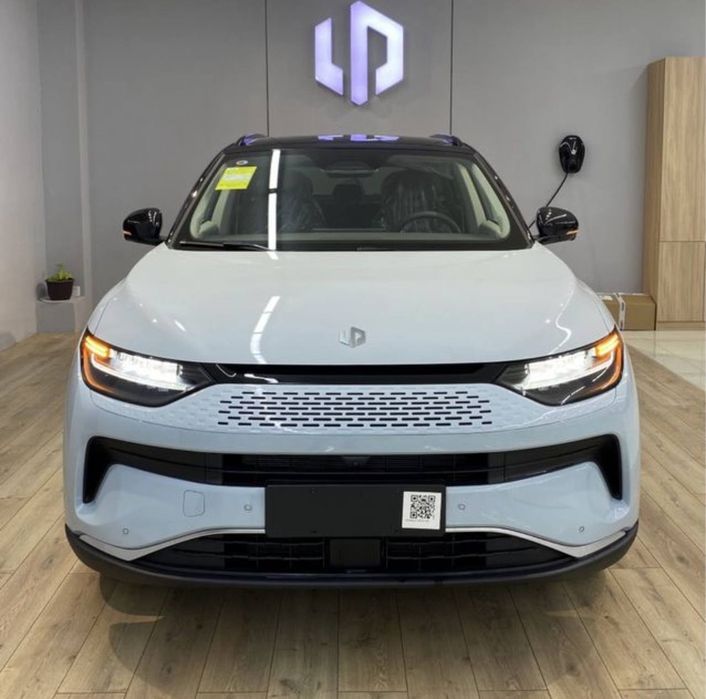 Leapmotor C11 300KM Gibrid Dop opsiya Restayling FULL