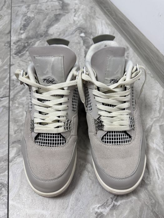 Jordan 4 frozen moments