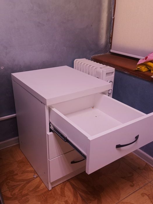 Тумбочка для офиса, для документов