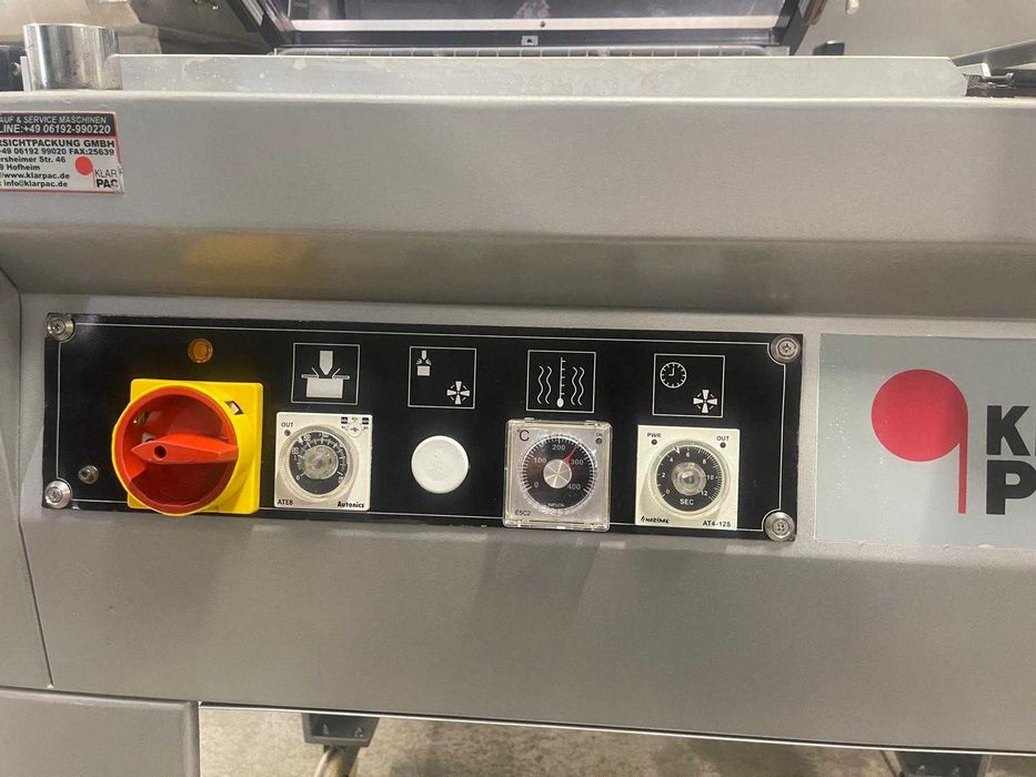 Masina de ambalat cu folie termocontractibila