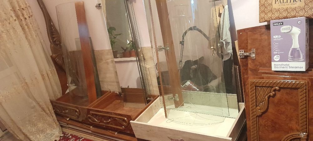Мебел сервант продается