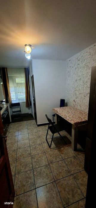 2 camere Tudor , Decomandat / Centrală , mobilat / utilat / PARCARE