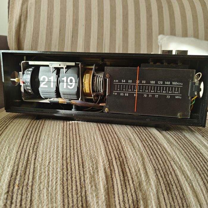 Radio Cronos cu ceas