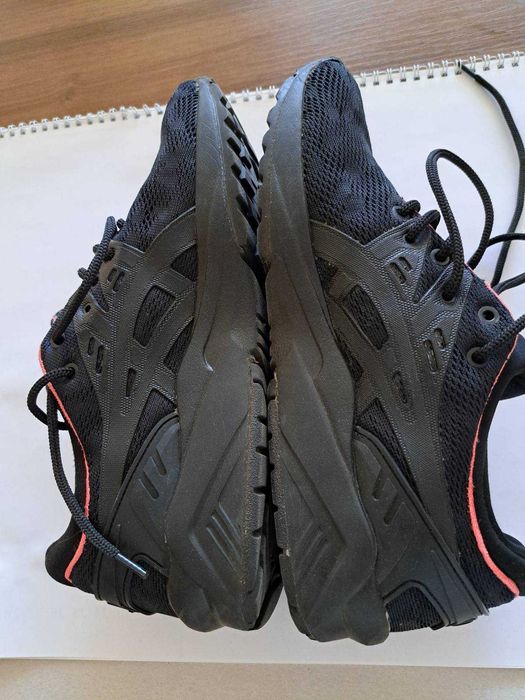 Маратонки ASICS -GEL №38, черни,  на платформа.