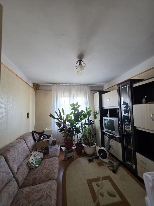 Apartament cu 3 camere