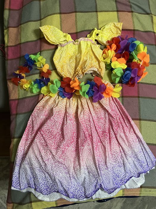 Продам национальный костюм на девочку