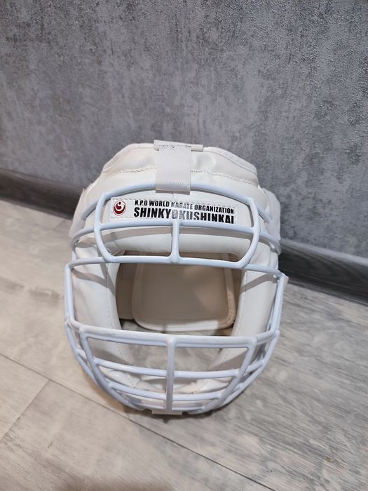 Продам шлем для каратэ