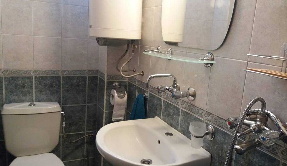 Дава се под наем Двустаен апартамент в Бургас, Център - 64 кв.м за 250 € - Снимка #6