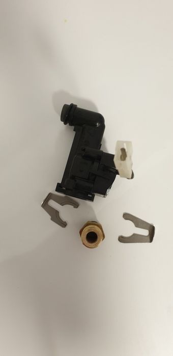 Fluxostat Viessmann Vitopend 100 WH1B