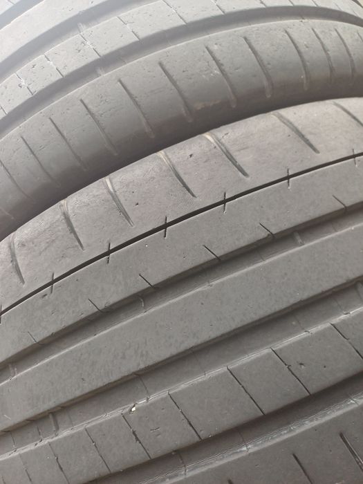 Гуми 225/35/18 Мишелин