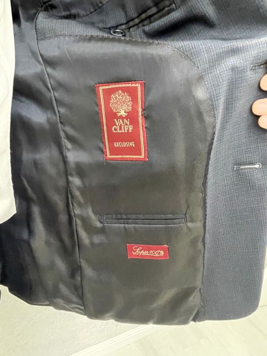 Костюм мужской