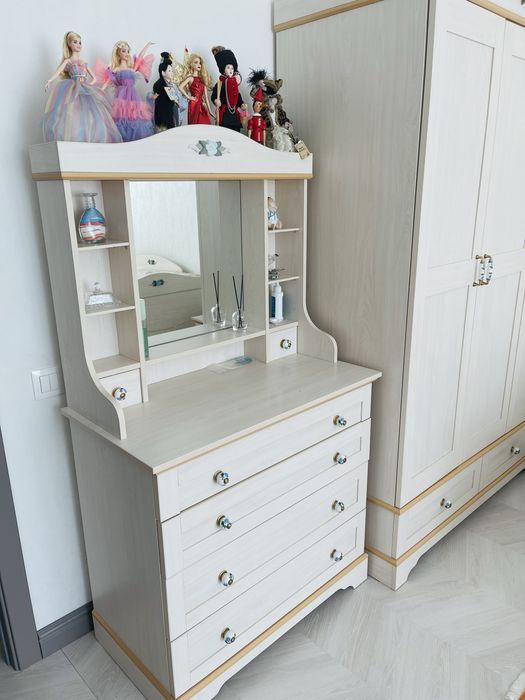 Десткую мебель продам