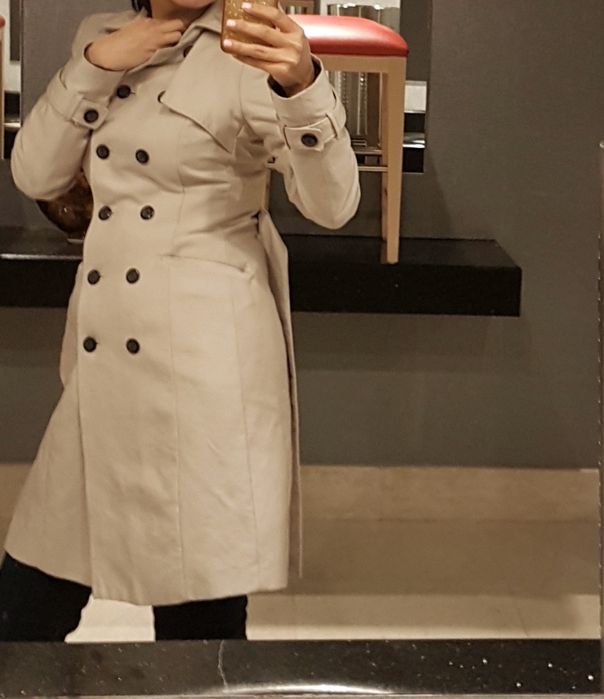 Плащ Зара плотный, размер S отличного качества