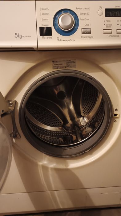 Стиральная машина LG