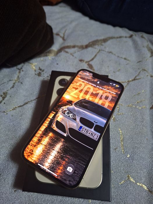 Iphone 13Pro Top