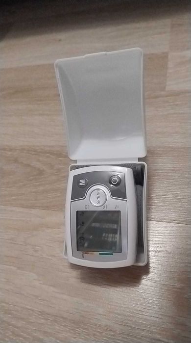 Tensiometru de încheietură Sanitas SBM 03