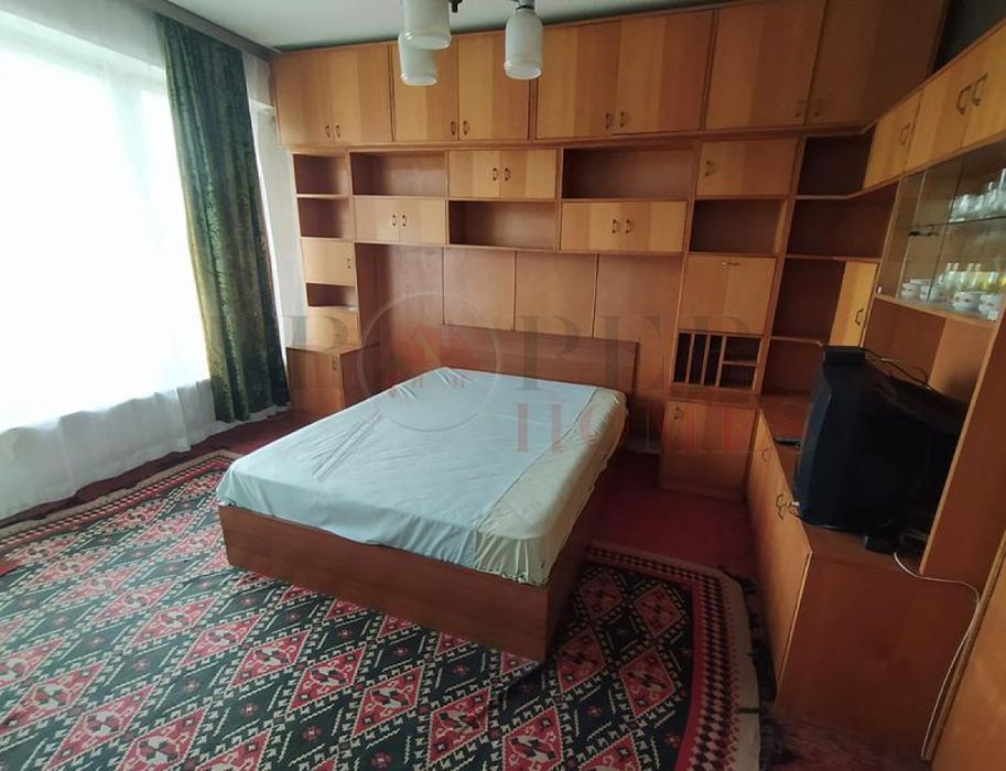 Дава се под наем Двустаен апартамент в Велико Търново, Бузлуджа - 50 кв.м за 178.5 € - Снимка #3