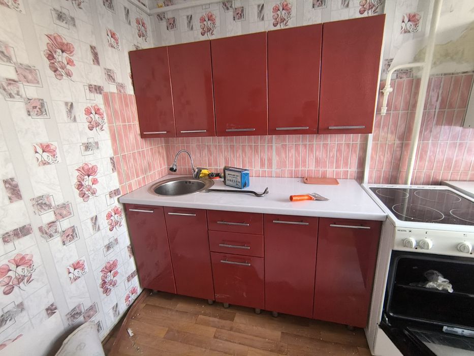 Продается кухня плита