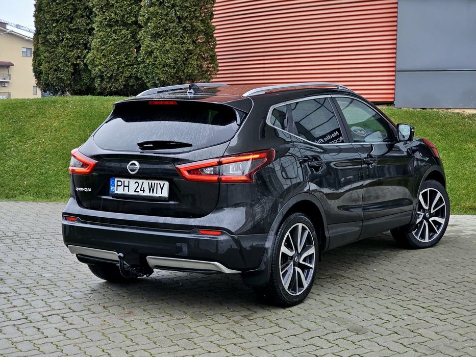 Vând Nissan Qashqai motor 1,6 diesel automat, VARIANTE 
cutie automata 7dct