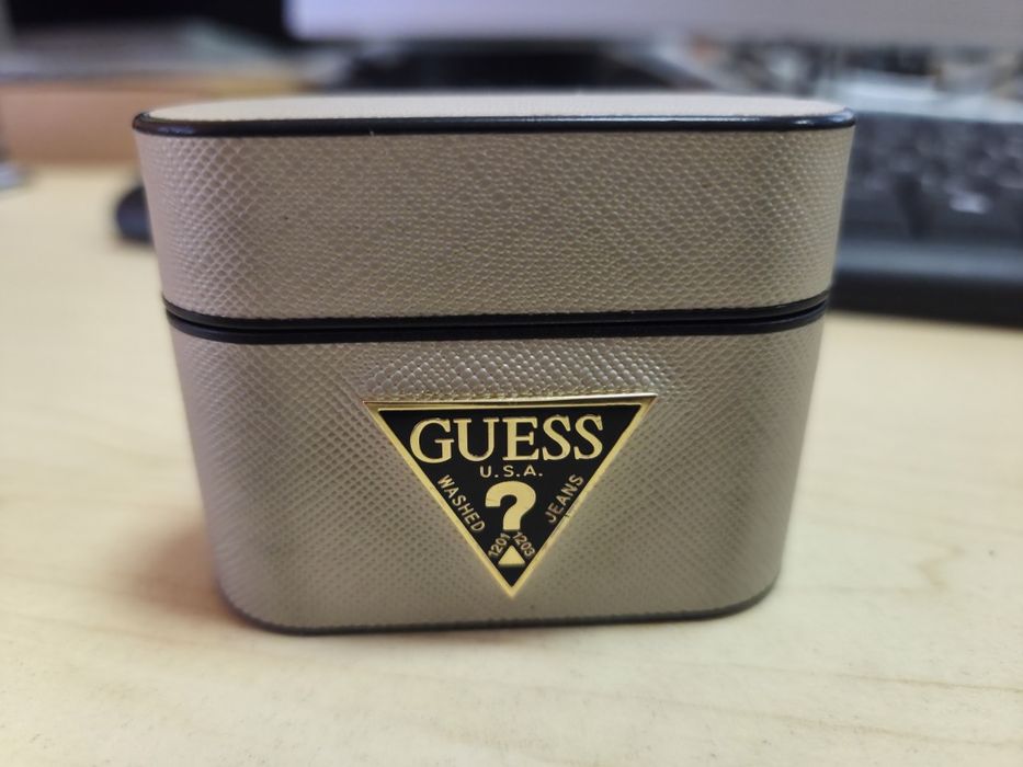 GUESS case за Apple Airpods Pro T ! ! ! Тop цена! ! !