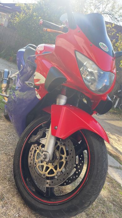 -Vand honda cbr f4