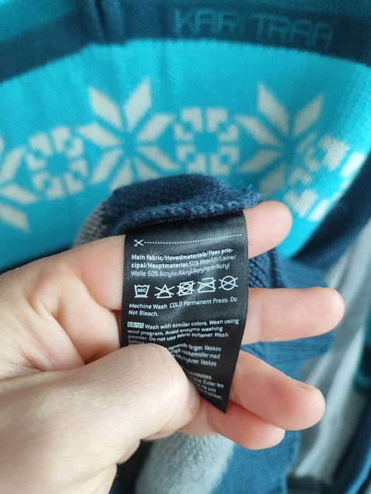 Пуловер KARI TRAA 50% вълна размер М