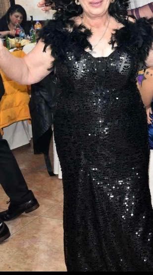 Официална рокля с пайети и пера