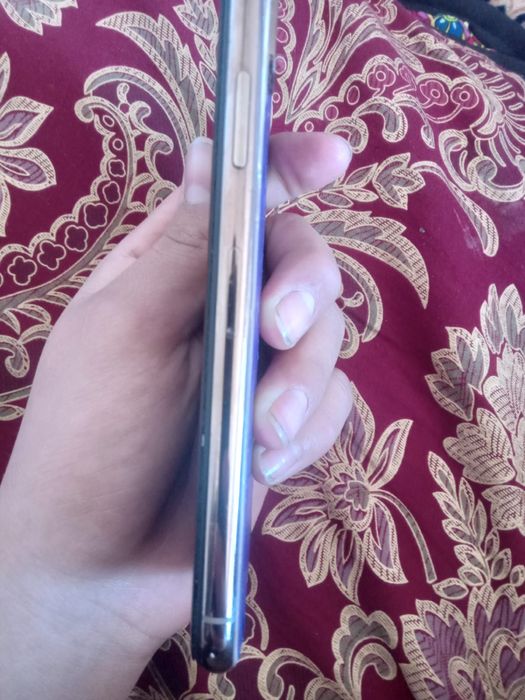 Айфон хс в хорошем состоянии