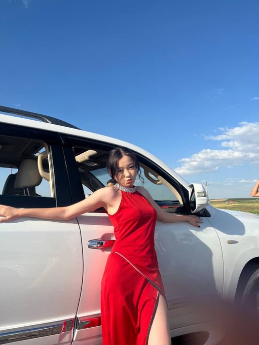 Классный женский платья