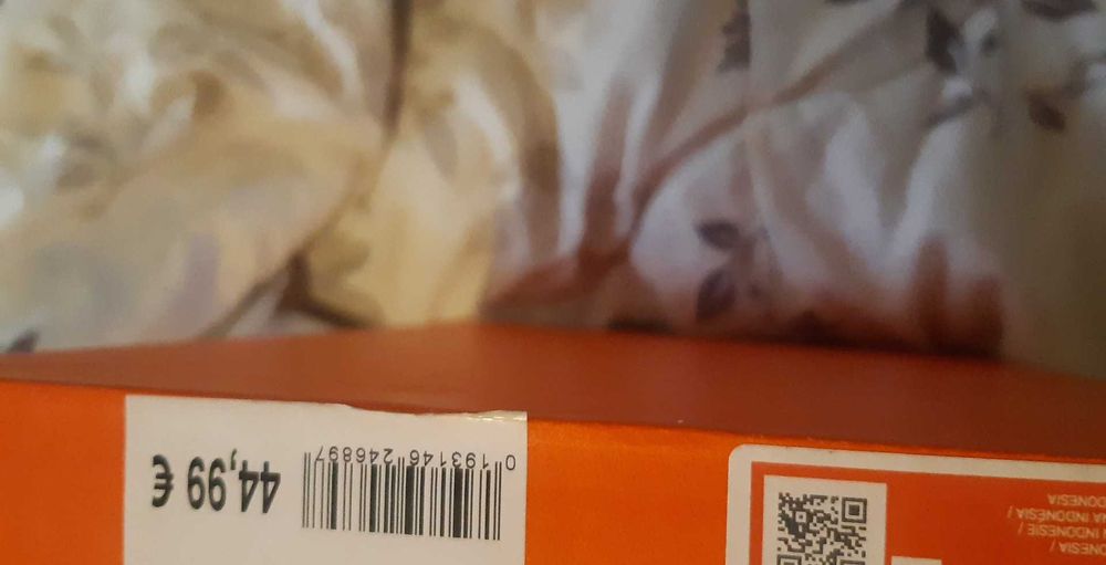 Nike revolution 4 маратонки