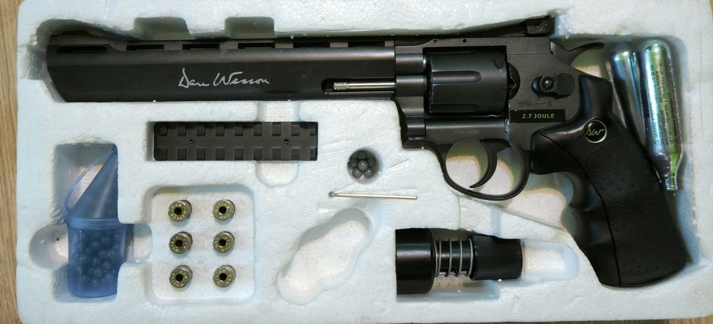Dan Wesson 8 inch negru
