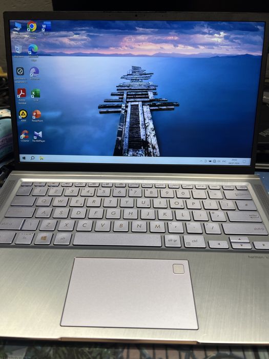 Продам ноутбук ASUS ультрабук