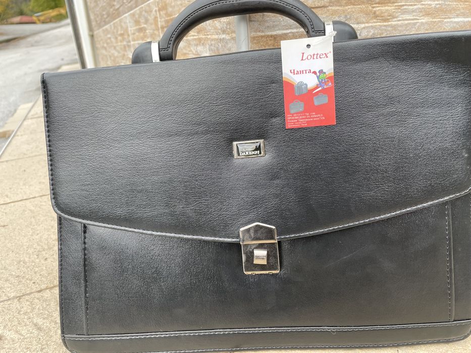 разпродажба за бизнес чанти