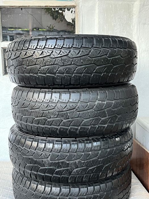 Продам шины для внедорожника
